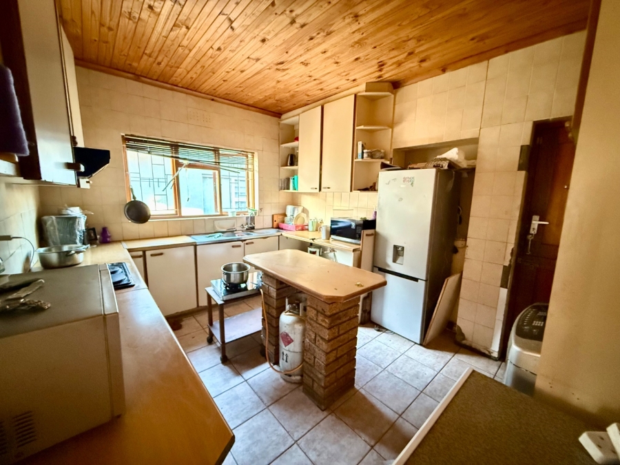 5 Bedroom Property for Sale in Vasco Estate Western Cape